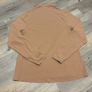 SKIMS Kim Kardashian Fits Everybody turtleneck top 3X new without tags